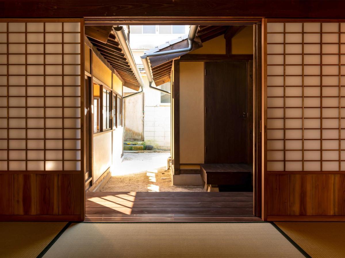 Miyajima Guest House Mikuniya Хацукаїті Екстер'єр фото
