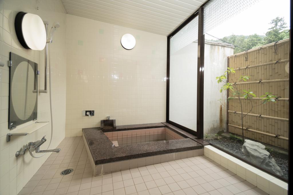 Miyajima Guest House Mikuniya Хацукаїті Екстер'єр фото