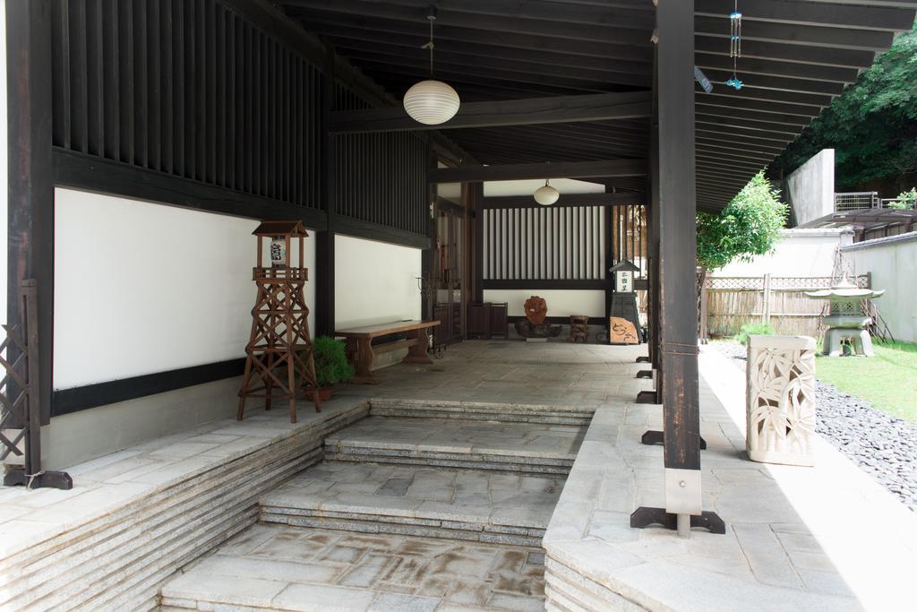 Miyajima Guest House Mikuniya Хацукаїті Екстер'єр фото