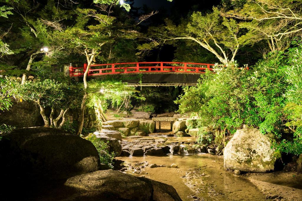 Miyajima Guest House Mikuniya Хацукаїті Екстер'єр фото